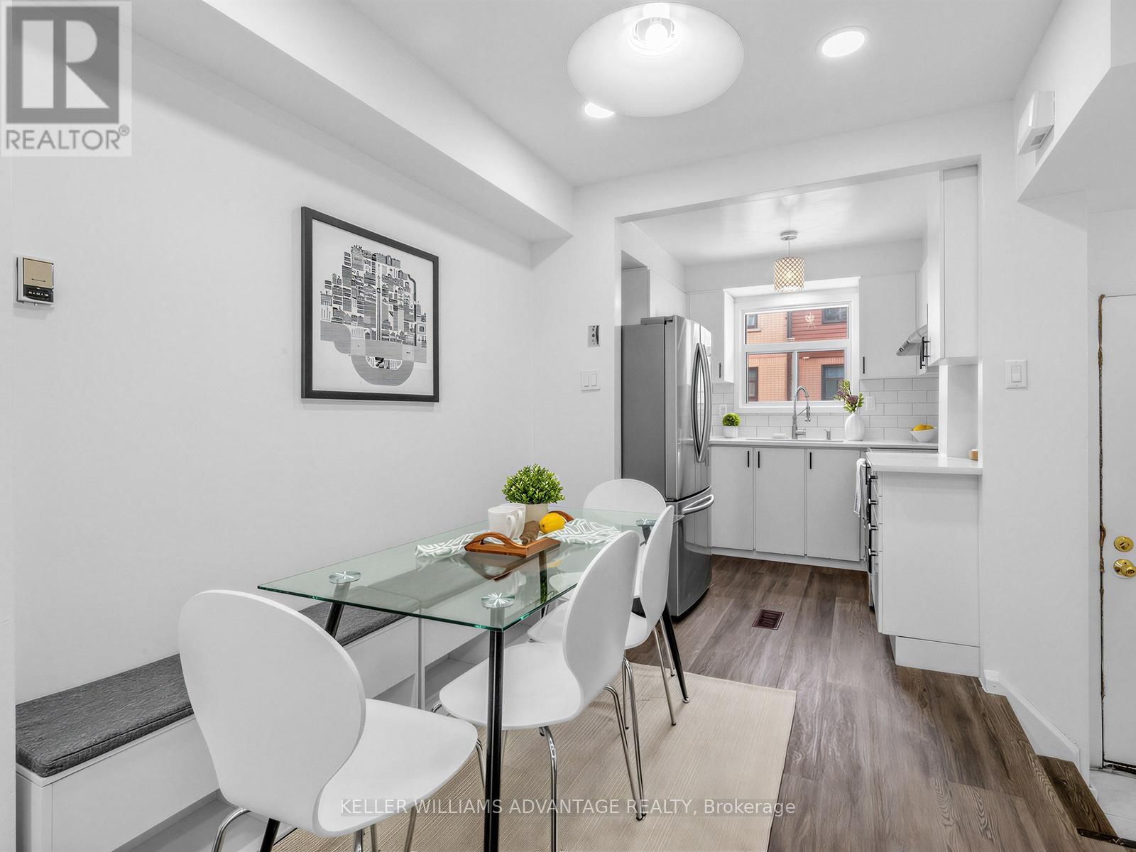 159 - 275 BROADVIEW AVENUE Image 7