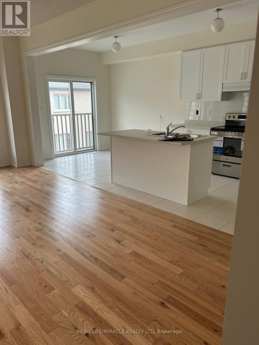 2547 HIBISCUS DRIVE Image 7