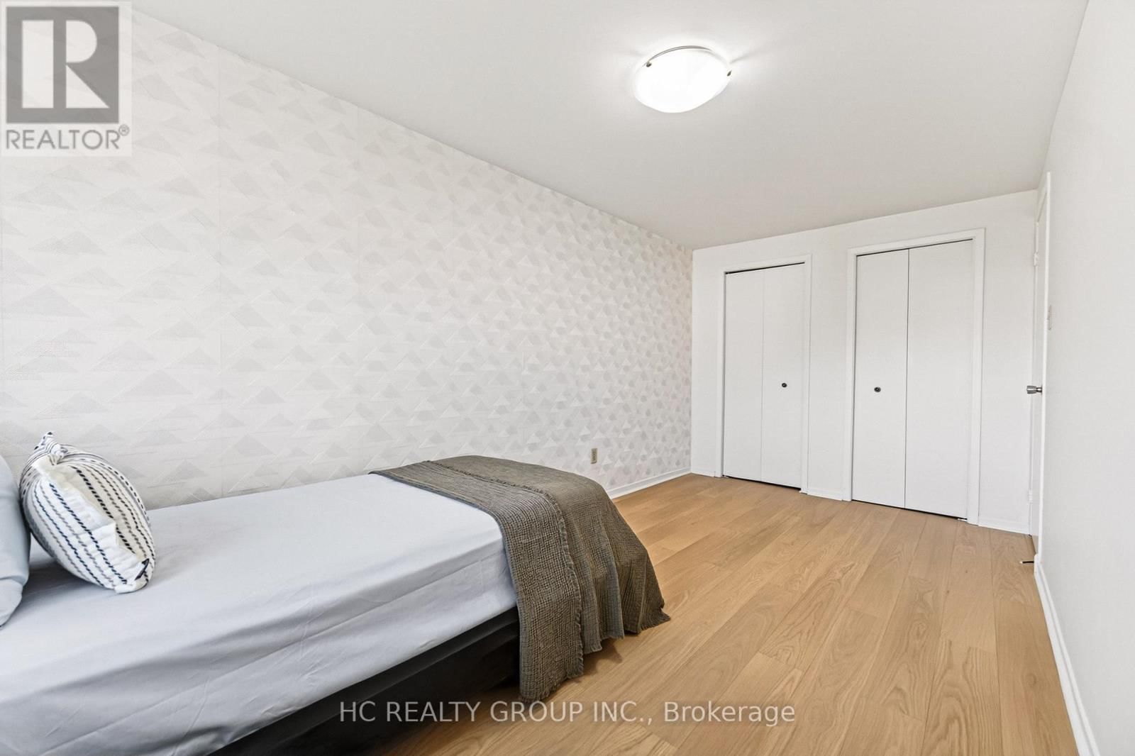 40 SOUTH SHIELDS AVENUE Image 16