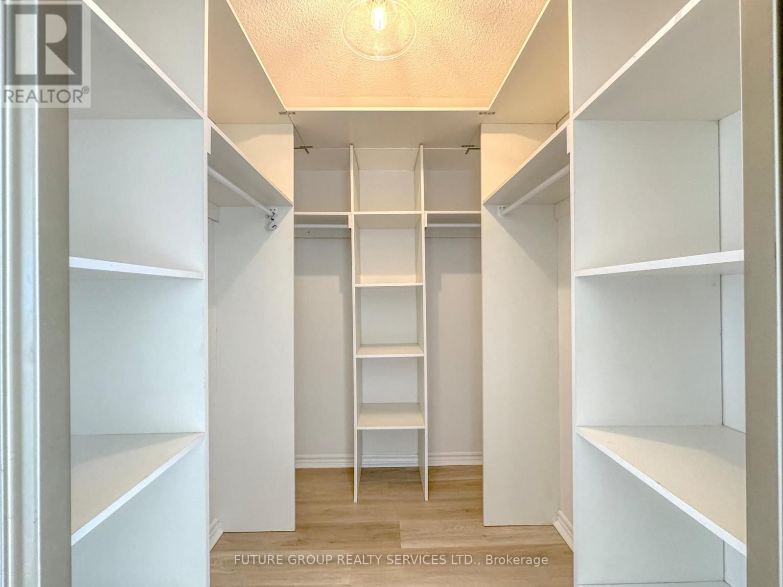 504 - 160 ALTON TOWERS CIRCLE Image 28