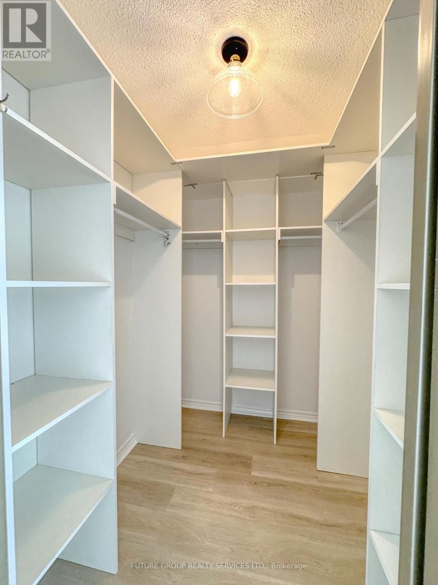 504 - 160 ALTON TOWERS CIRCLE Image 29