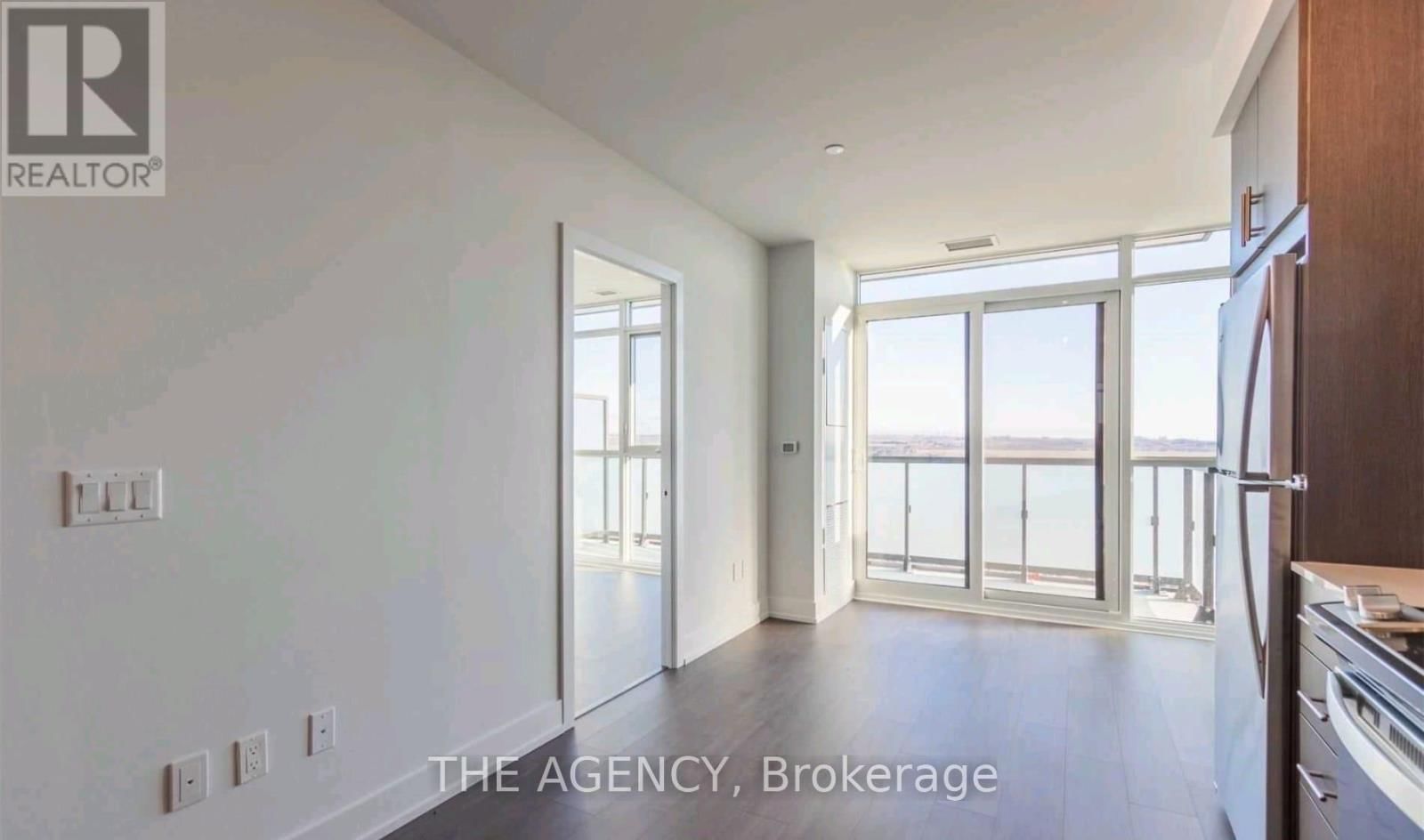 1709 - 2550 SIMCOE STREET NORTH Image 12