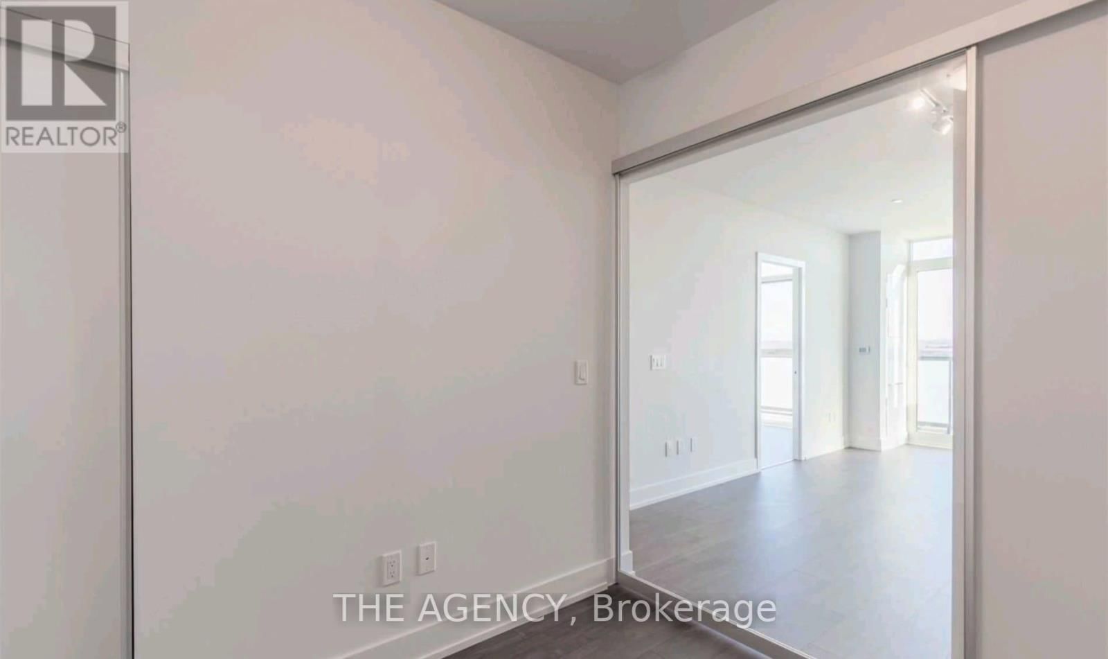 1709 - 2550 SIMCOE STREET NORTH Image 17