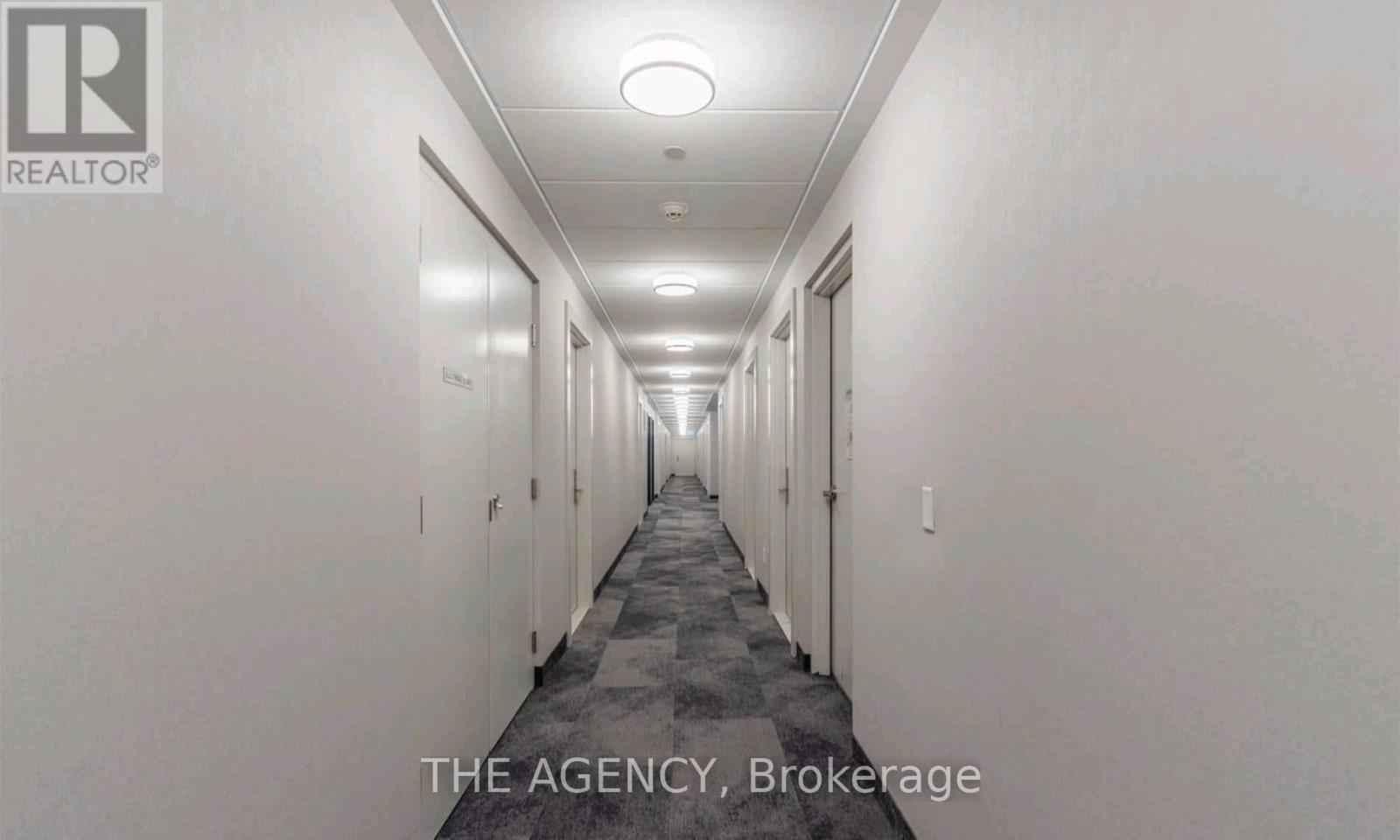 1709 - 2550 SIMCOE STREET NORTH Image 2