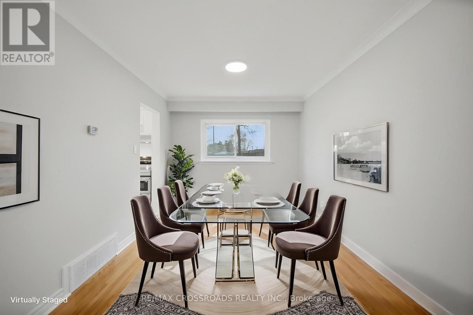 19 PORTICO DRIVE Image 12