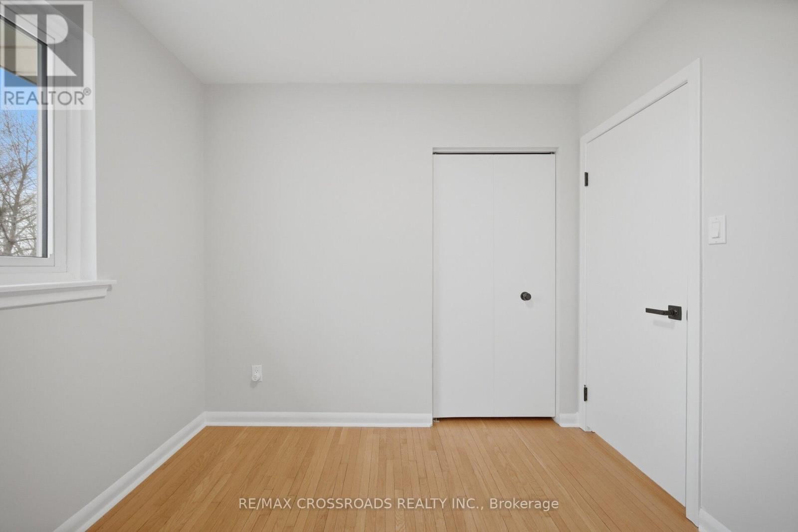 19 PORTICO DRIVE Image 33