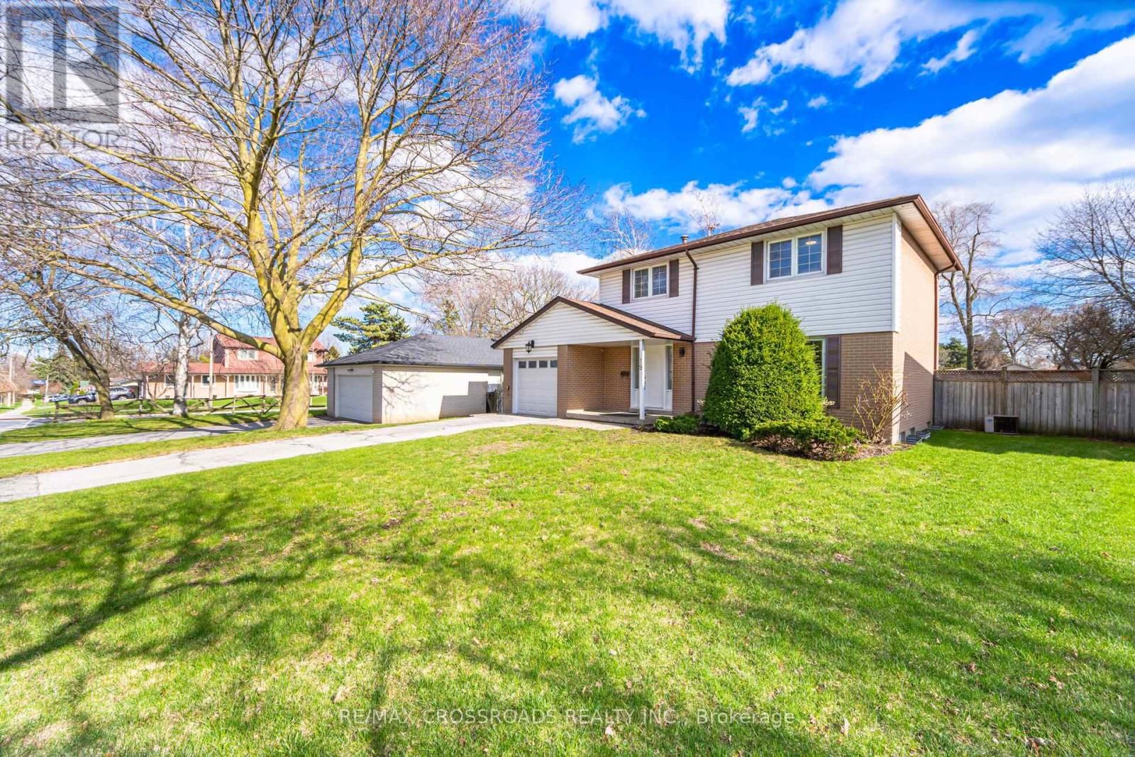 19 PORTICO DRIVE Image 9