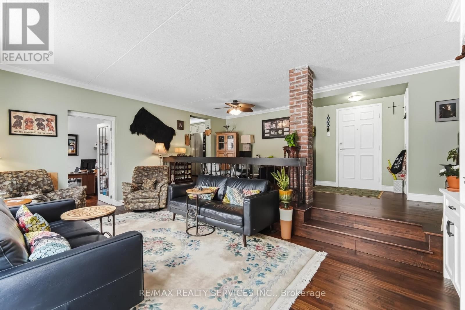 105 - 580 MARY STREET EAST Image 16