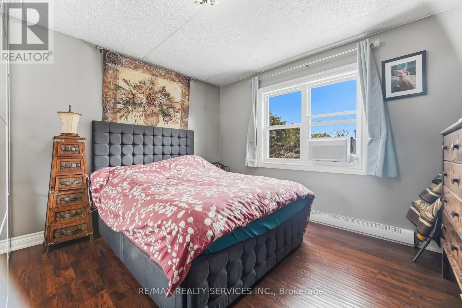 105 - 580 MARY STREET EAST Image 23