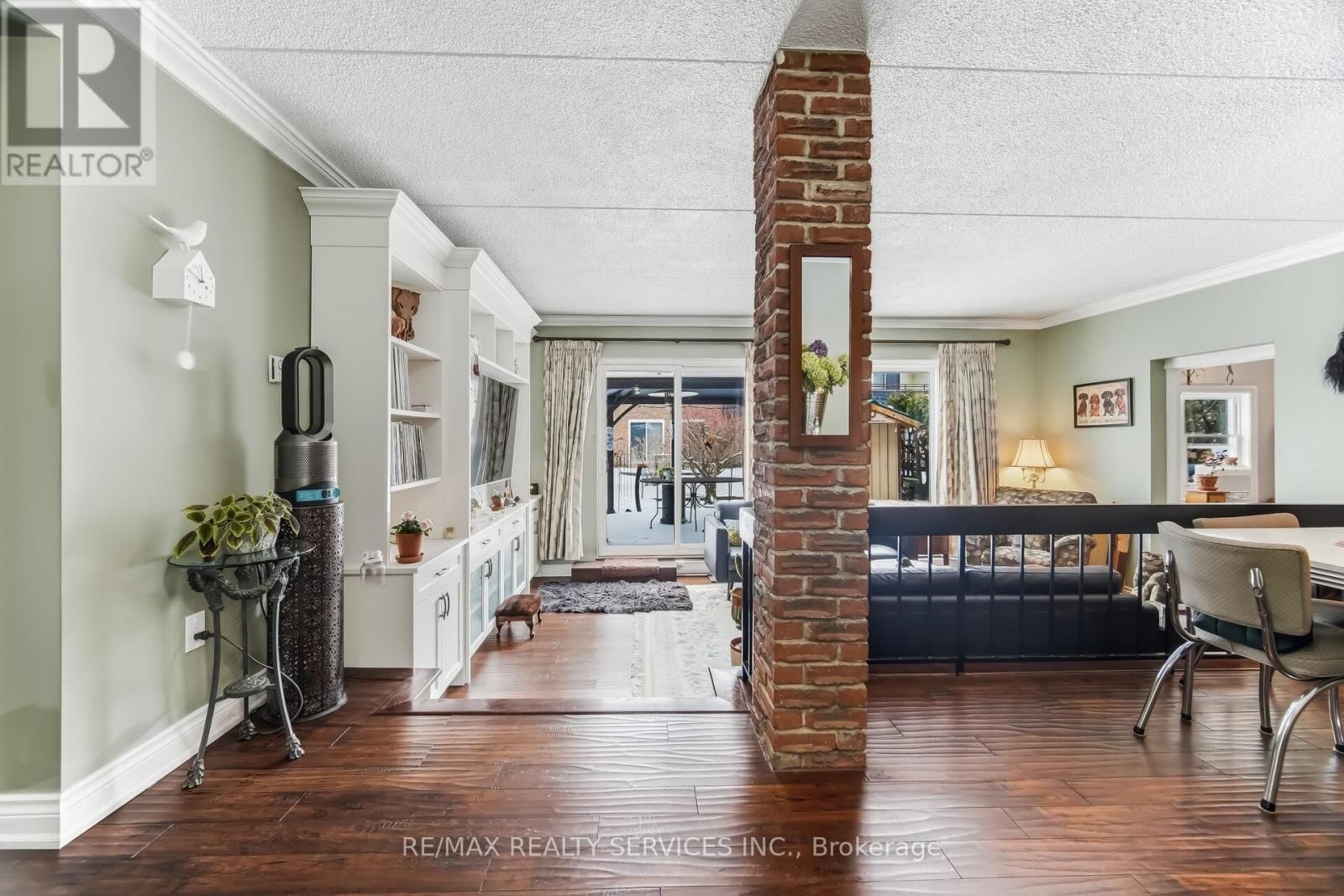 105 - 580 MARY STREET EAST Image 7