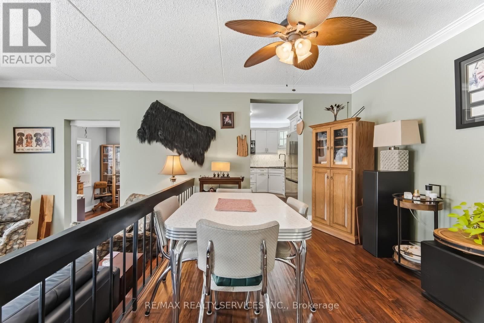 105 - 580 MARY STREET EAST Image 9