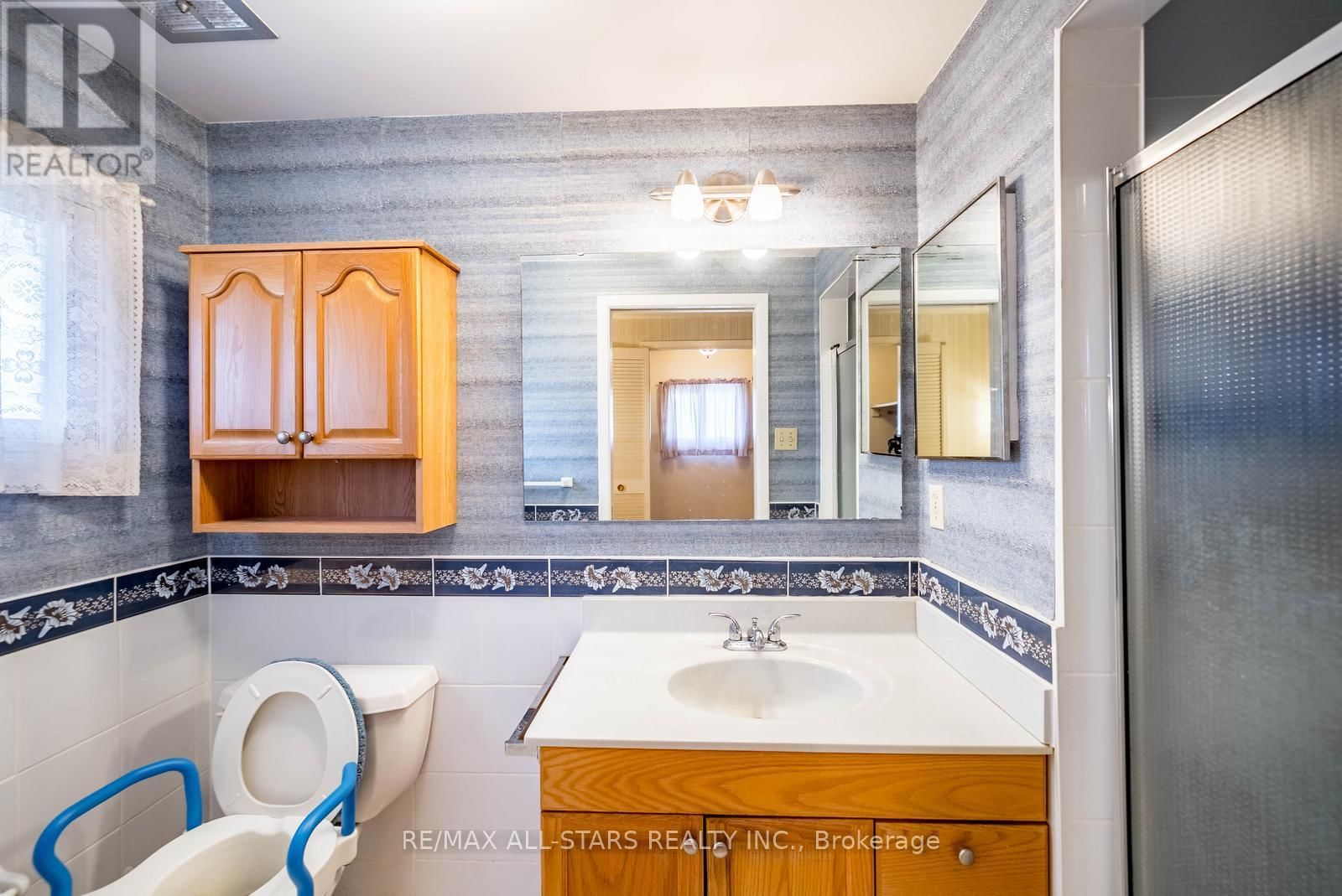 57 GLOXINIA CRESCENT Image 31