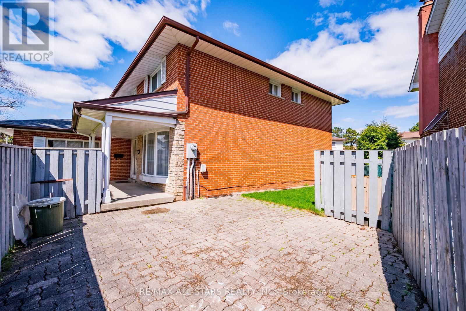 57 GLOXINIA CRESCENT Image 37