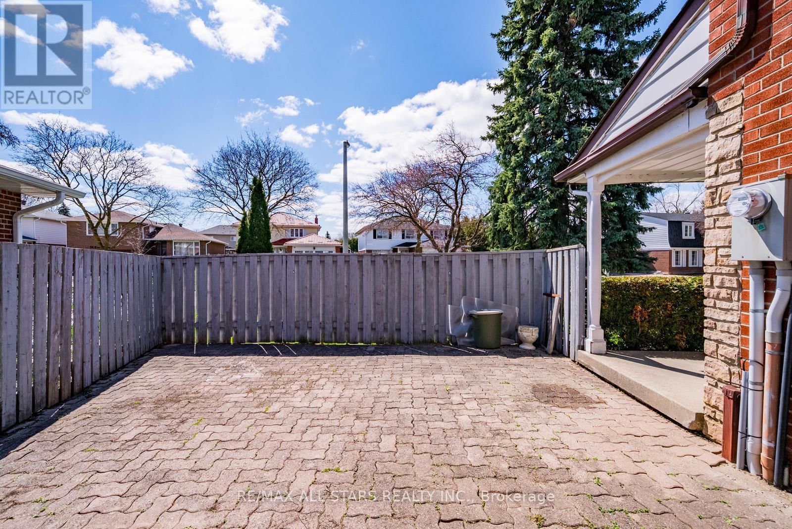 57 GLOXINIA CRESCENT Image 38