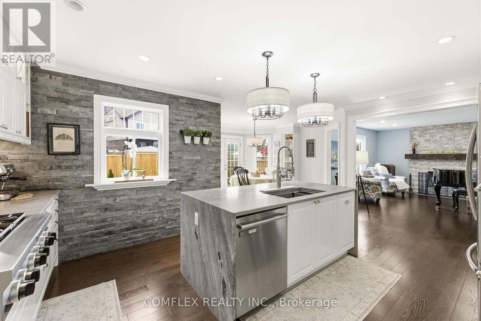 119 ROBERT ADAMS DRIVE Image 15