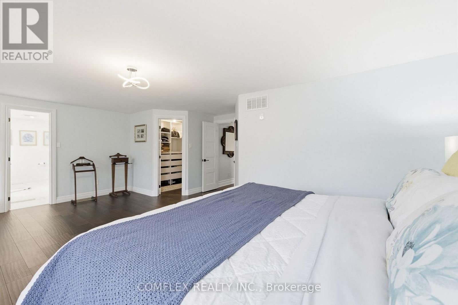 119 ROBERT ADAMS DRIVE Image 32