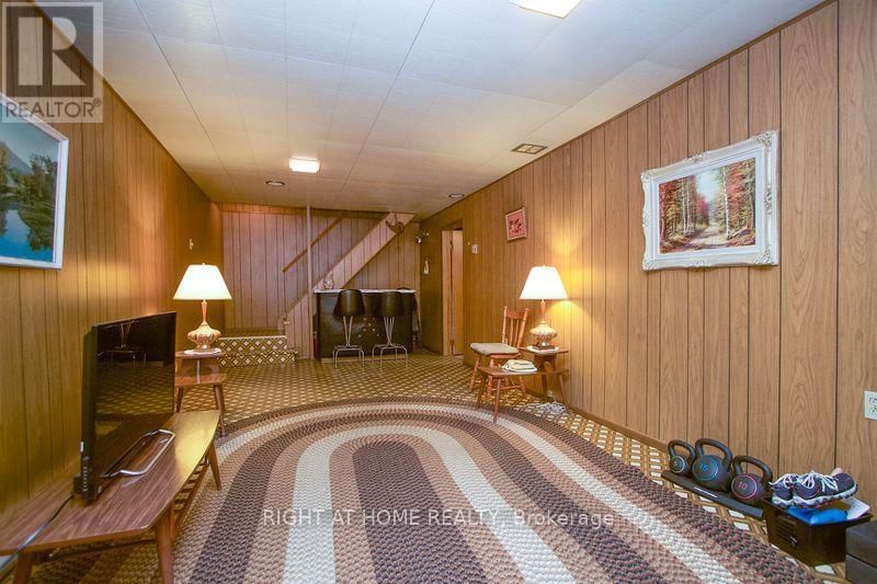 295 CENTRAL PARK BOULEVARD NORTH Image 20