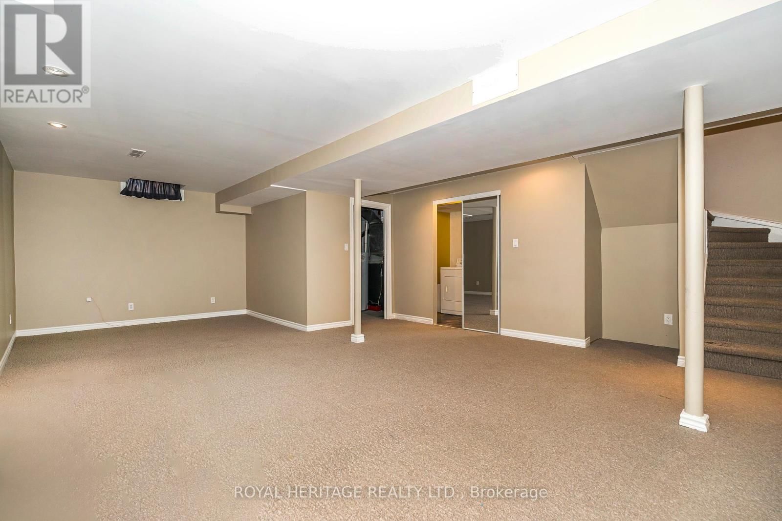 67 HUGHES CRESCENT Image 31