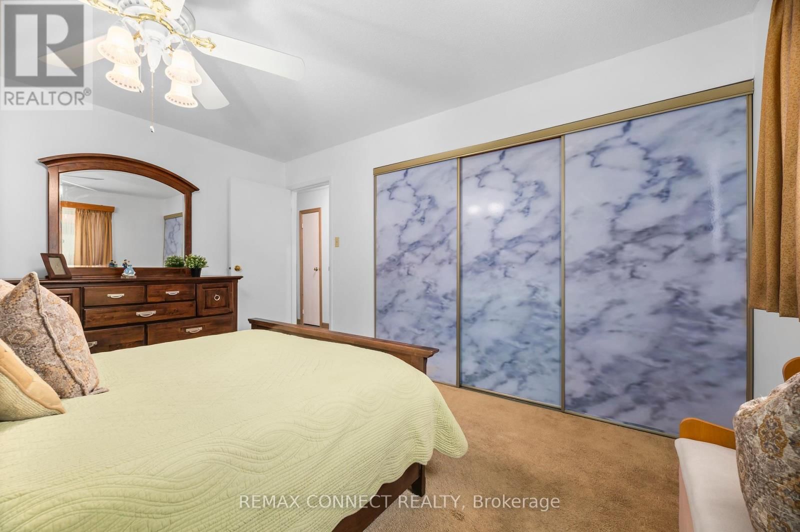 21 WRIGHT CRESCENT Image 13