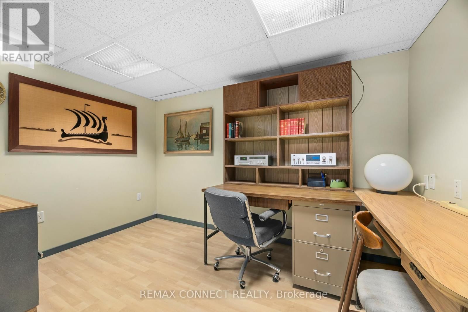 21 WRIGHT CRESCENT Image 21