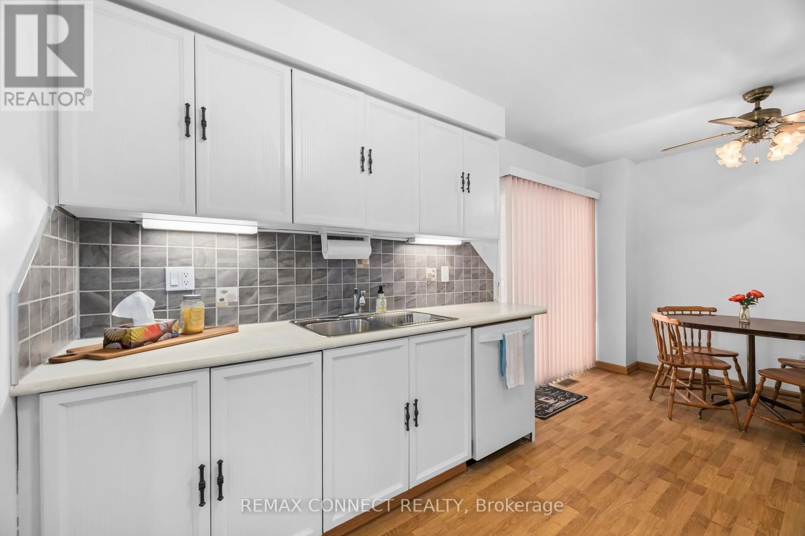 21 WRIGHT CRESCENT Image 8