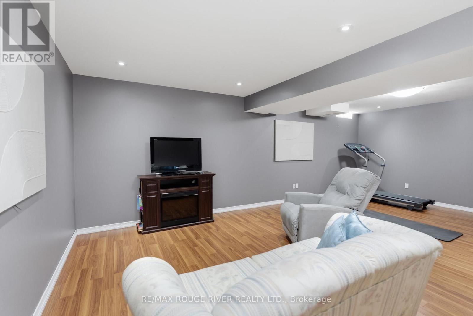 1154 MEATH DRIVE Image 33