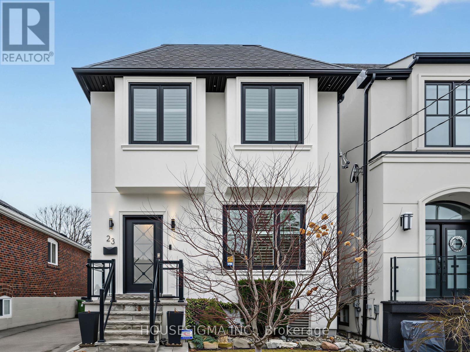 23 TIAGO AVENUE Image 1