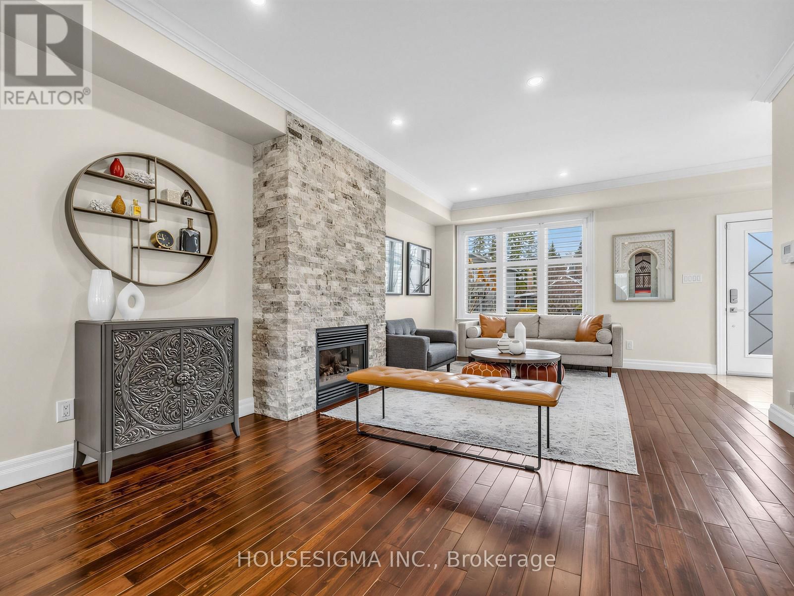 23 TIAGO AVENUE Image 10