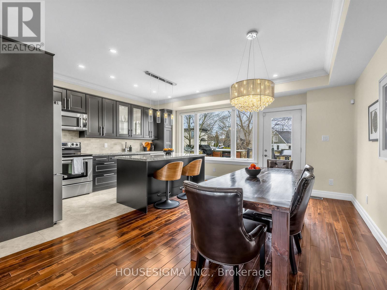 23 TIAGO AVENUE Image 12