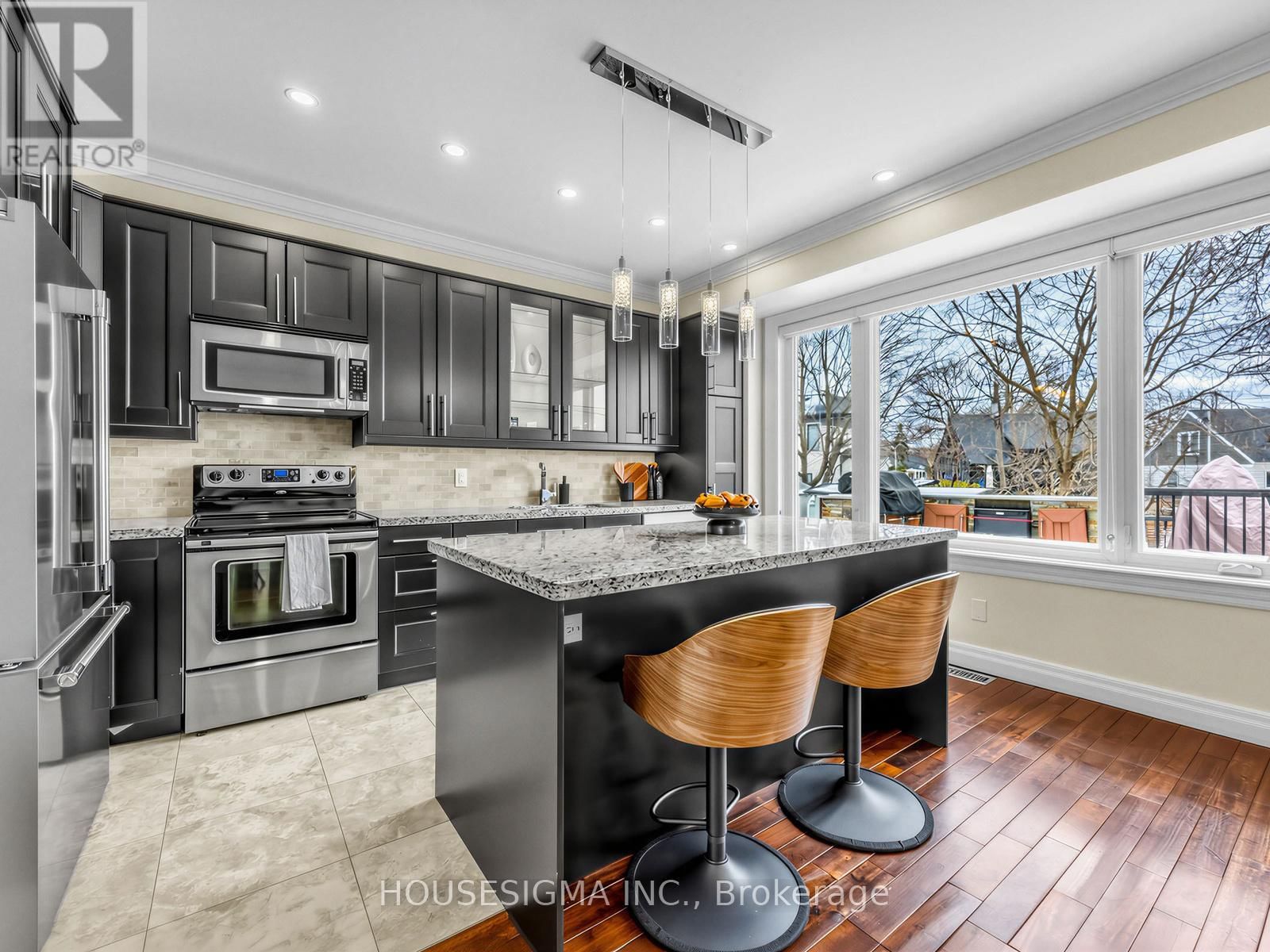 23 TIAGO AVENUE Image 16