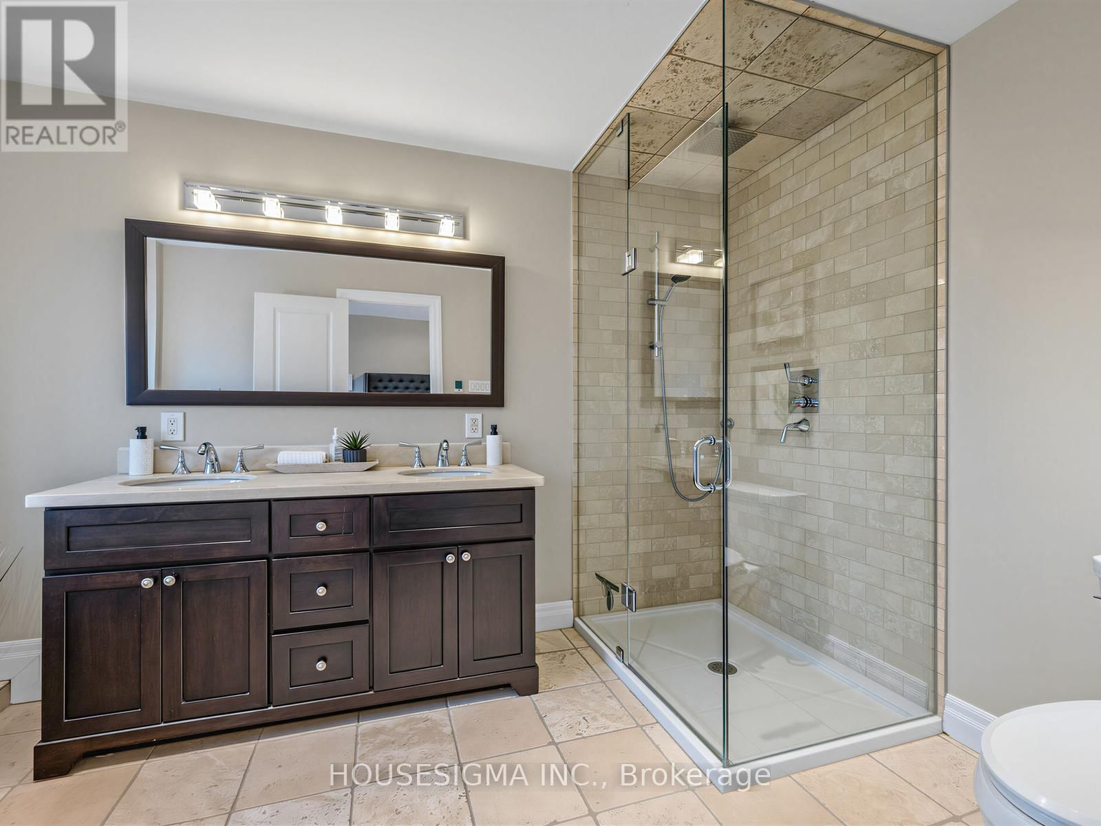 23 TIAGO AVENUE Image 23