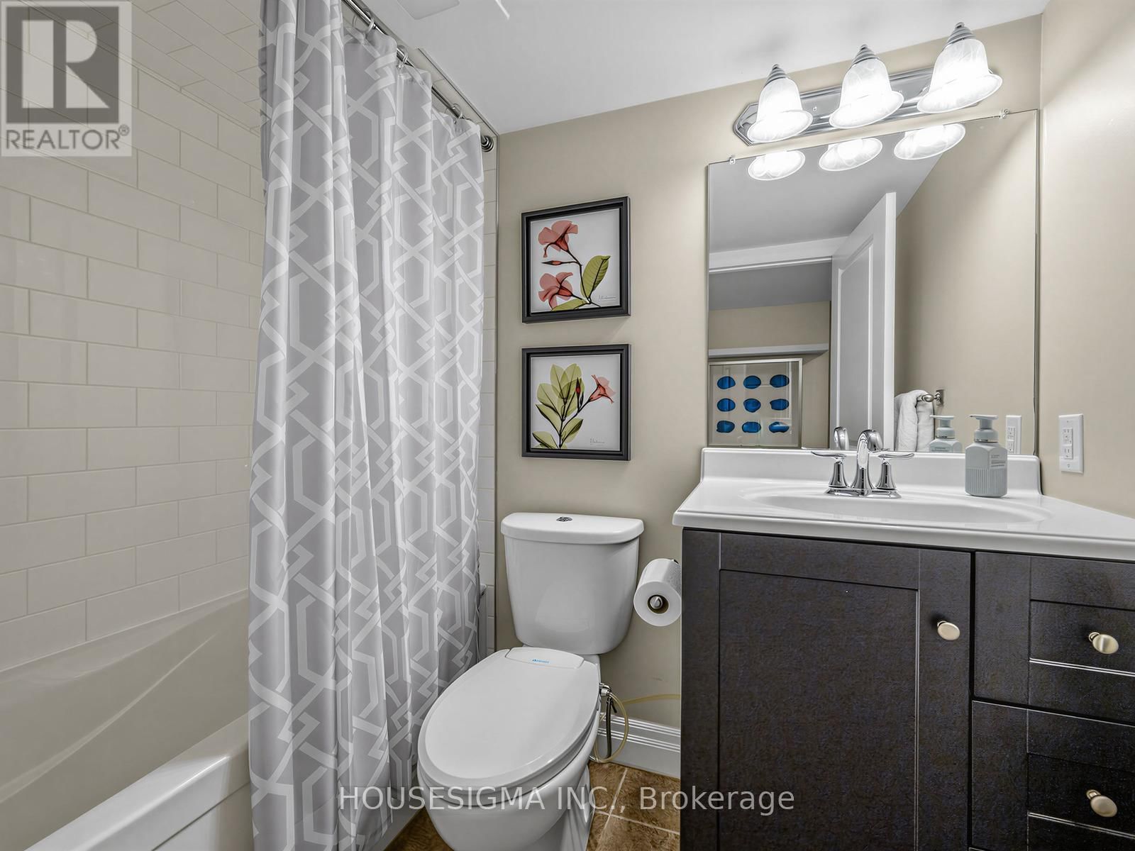 23 TIAGO AVENUE Image 35