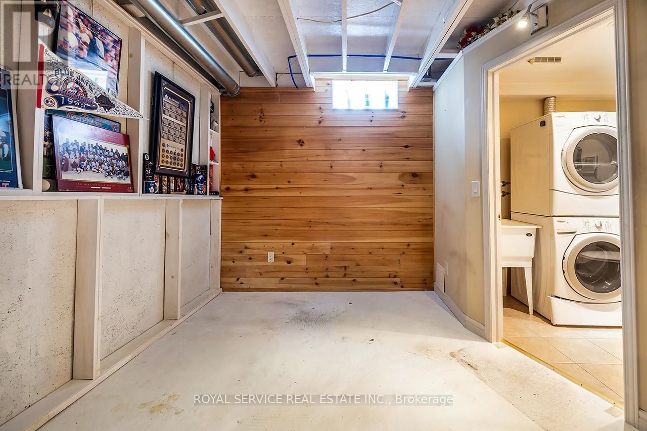 169 SCOTTSDALE DRIVE Image 23