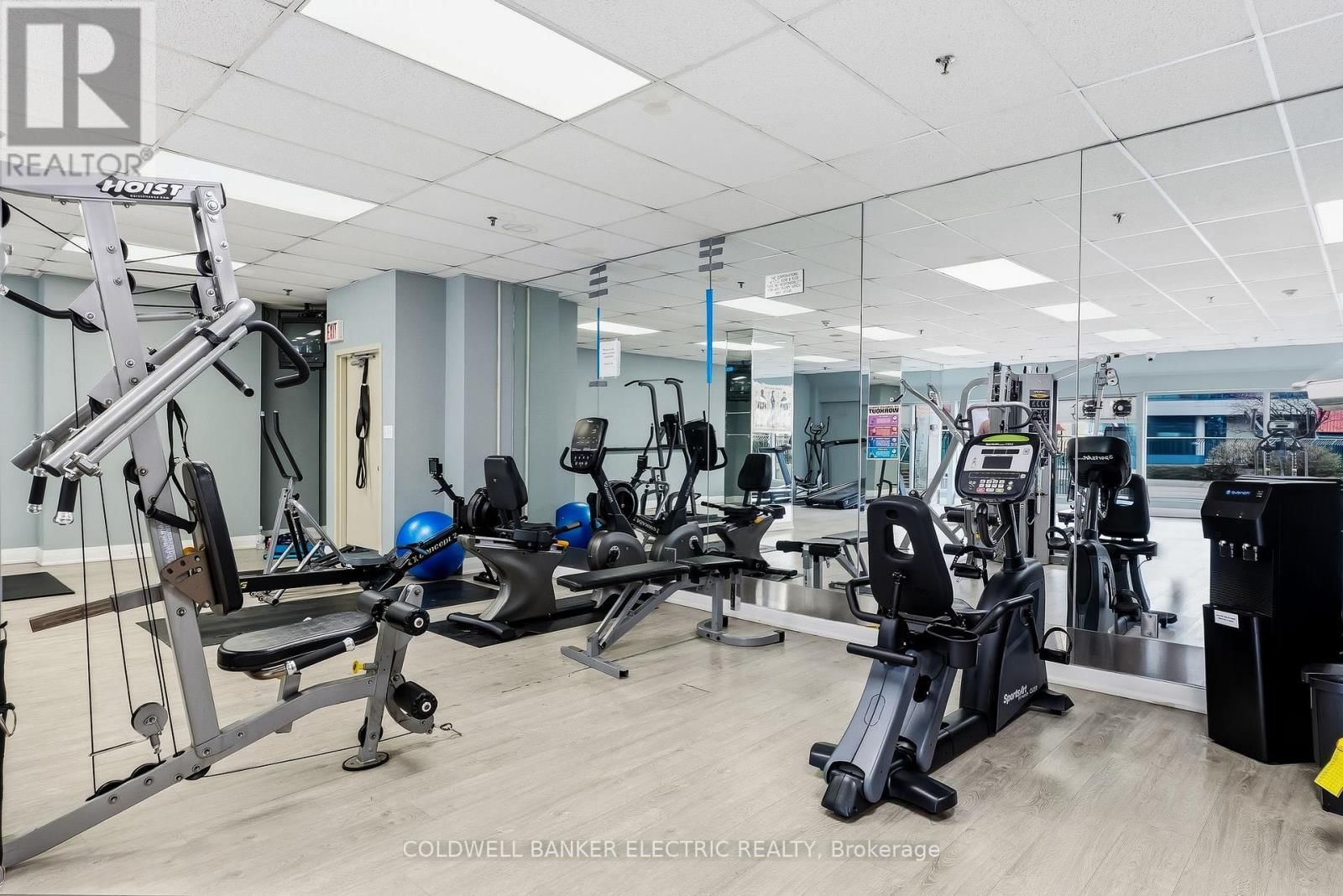 815 - 2550 LAWRENCE AVENUE EAST Image 29