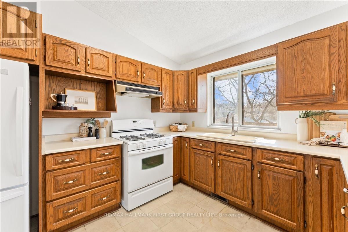 612 WESTSHORE BOULEVARD Image 16