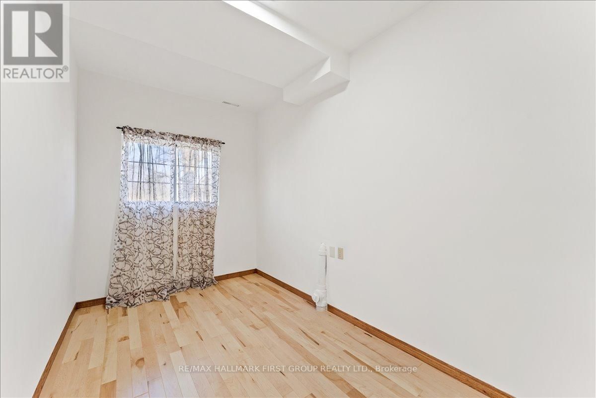 612 WESTSHORE BOULEVARD Image 32