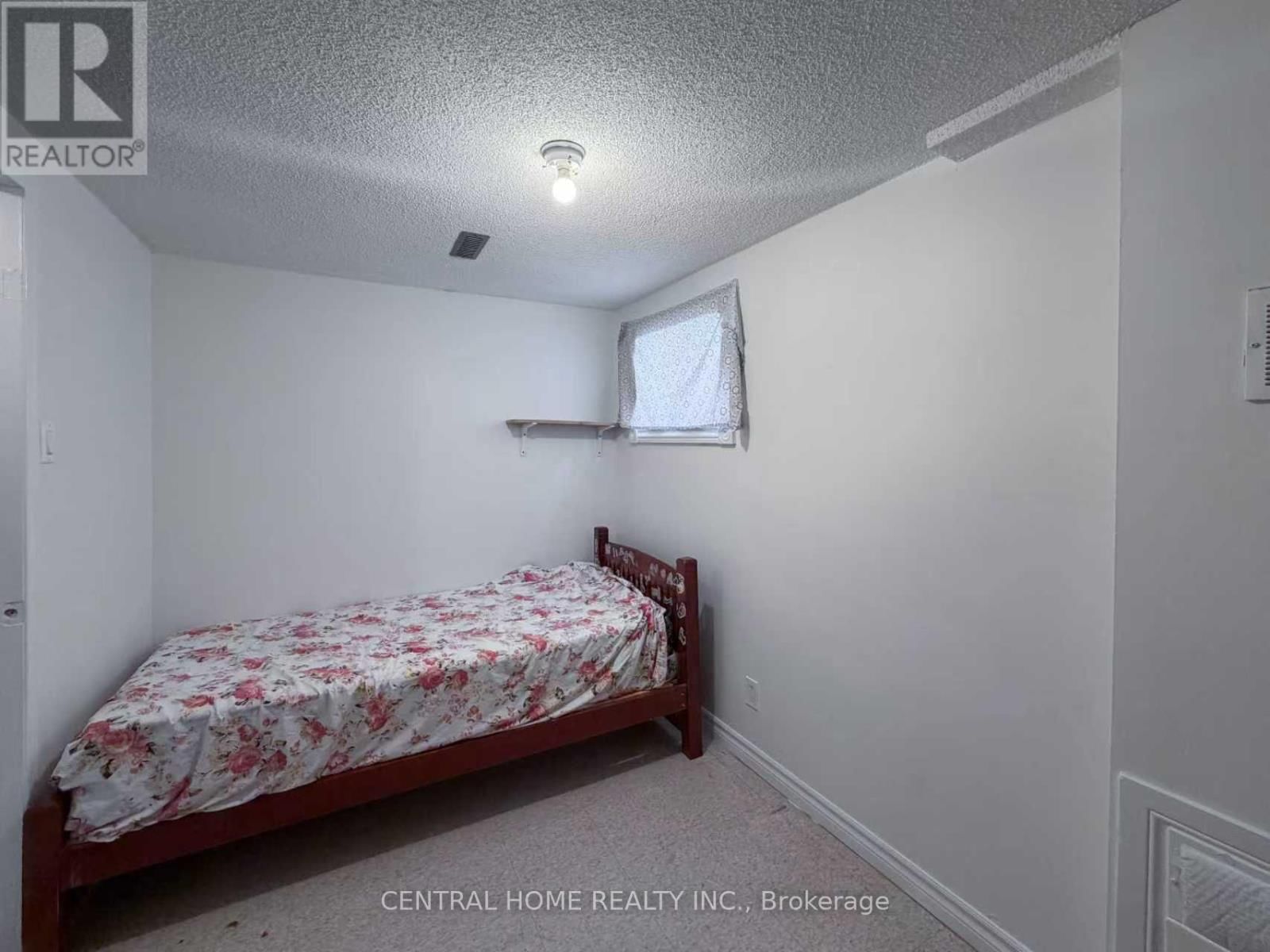 Bsmt - 11 TINETA CRESCENT Image 12