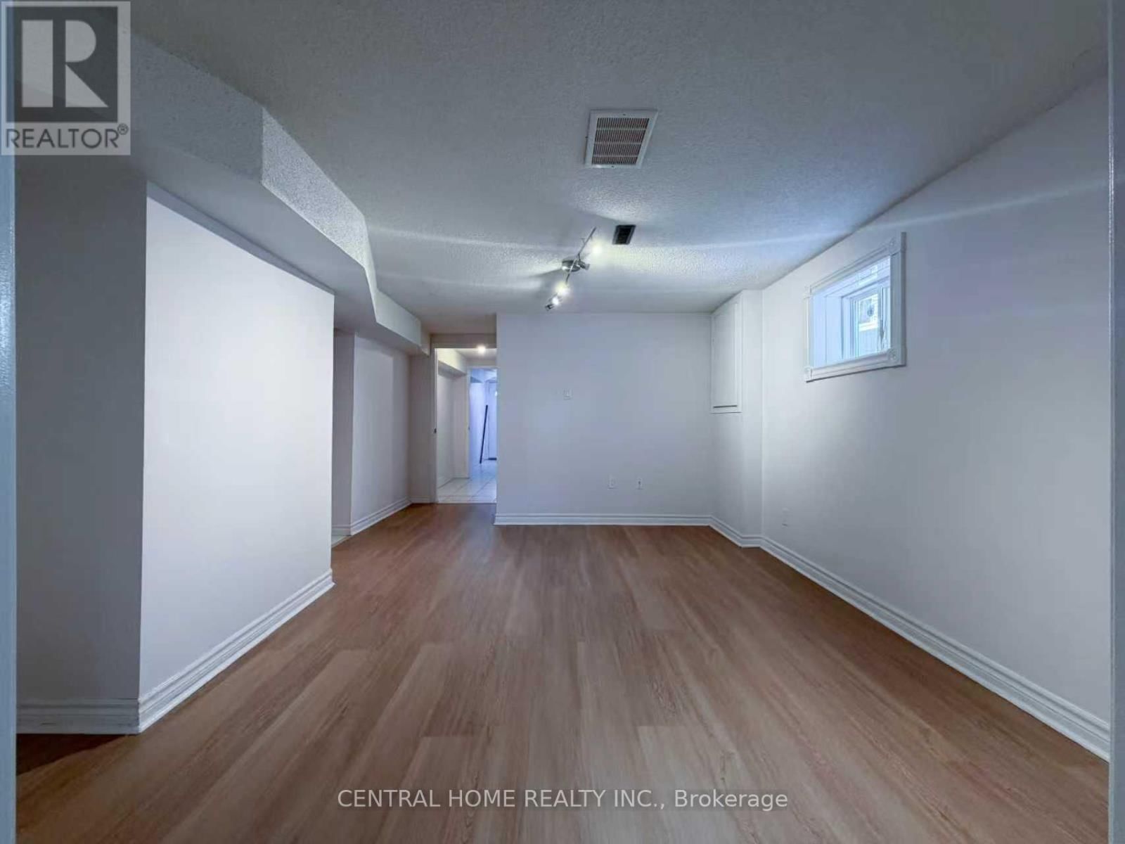 Bsmt - 11 TINETA CRESCENT Image 3