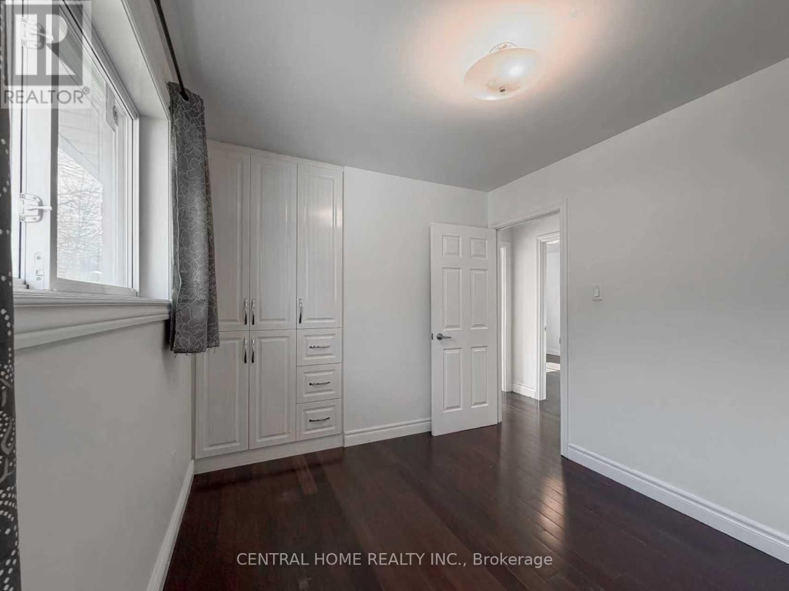 Main - 11 TINETA CRESCENT Image 14