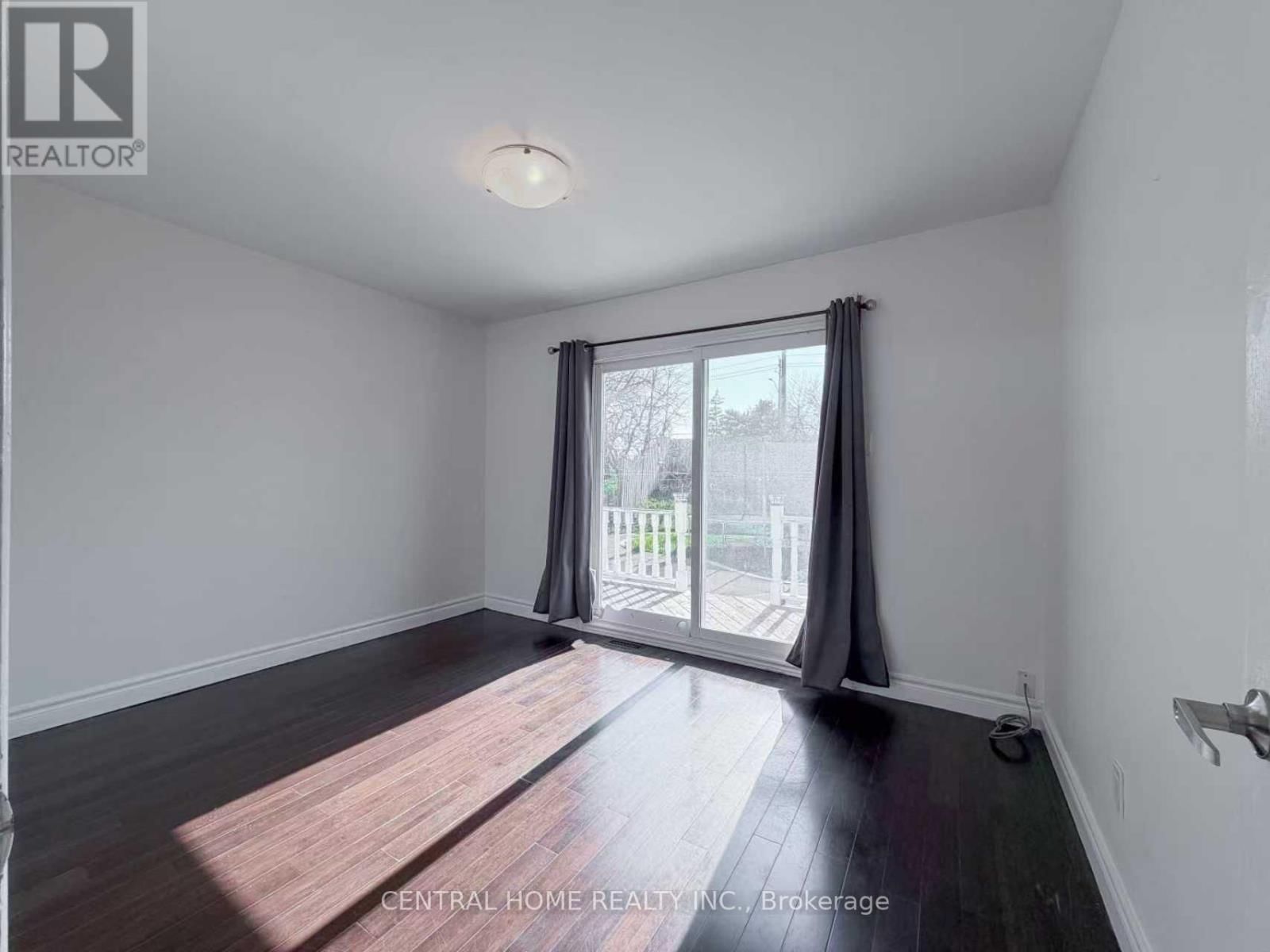 Main - 11 TINETA CRESCENT Image 18