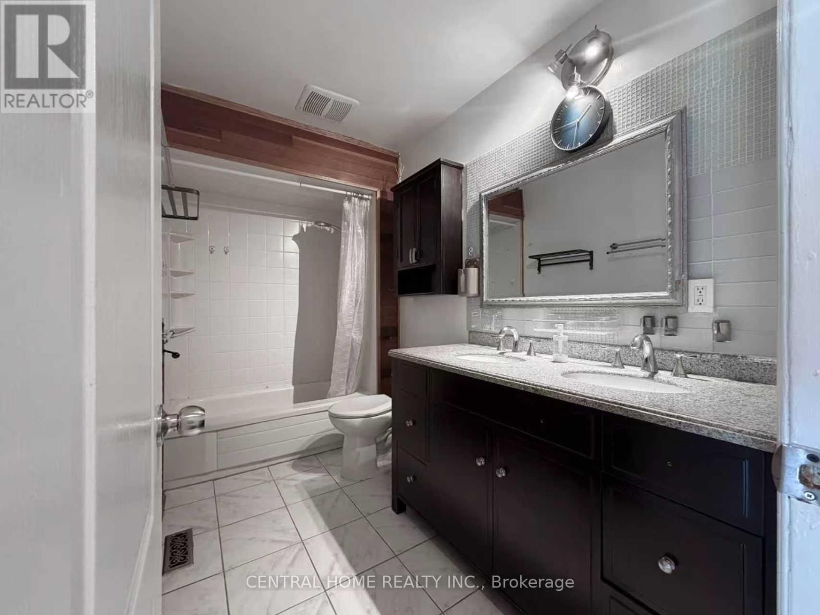 Main - 11 TINETA CRESCENT Image 24