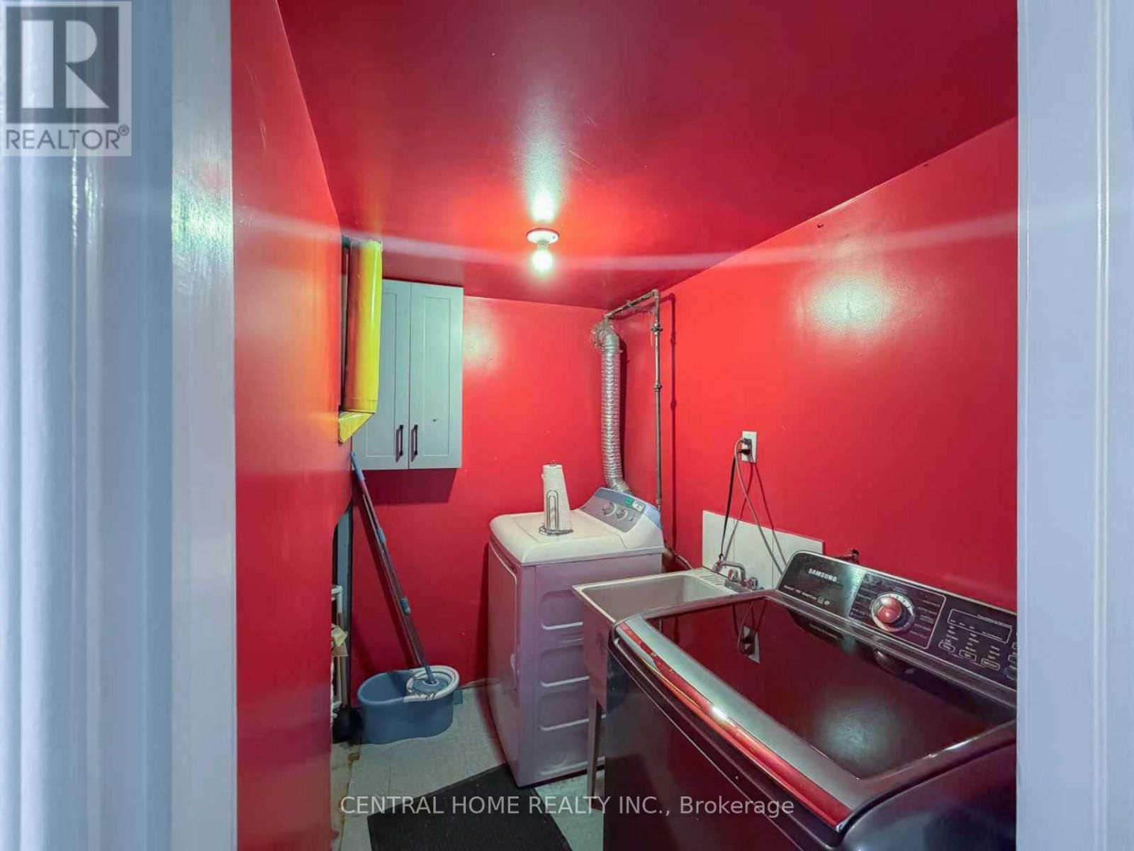 Main - 11 TINETA CRESCENT Image 25