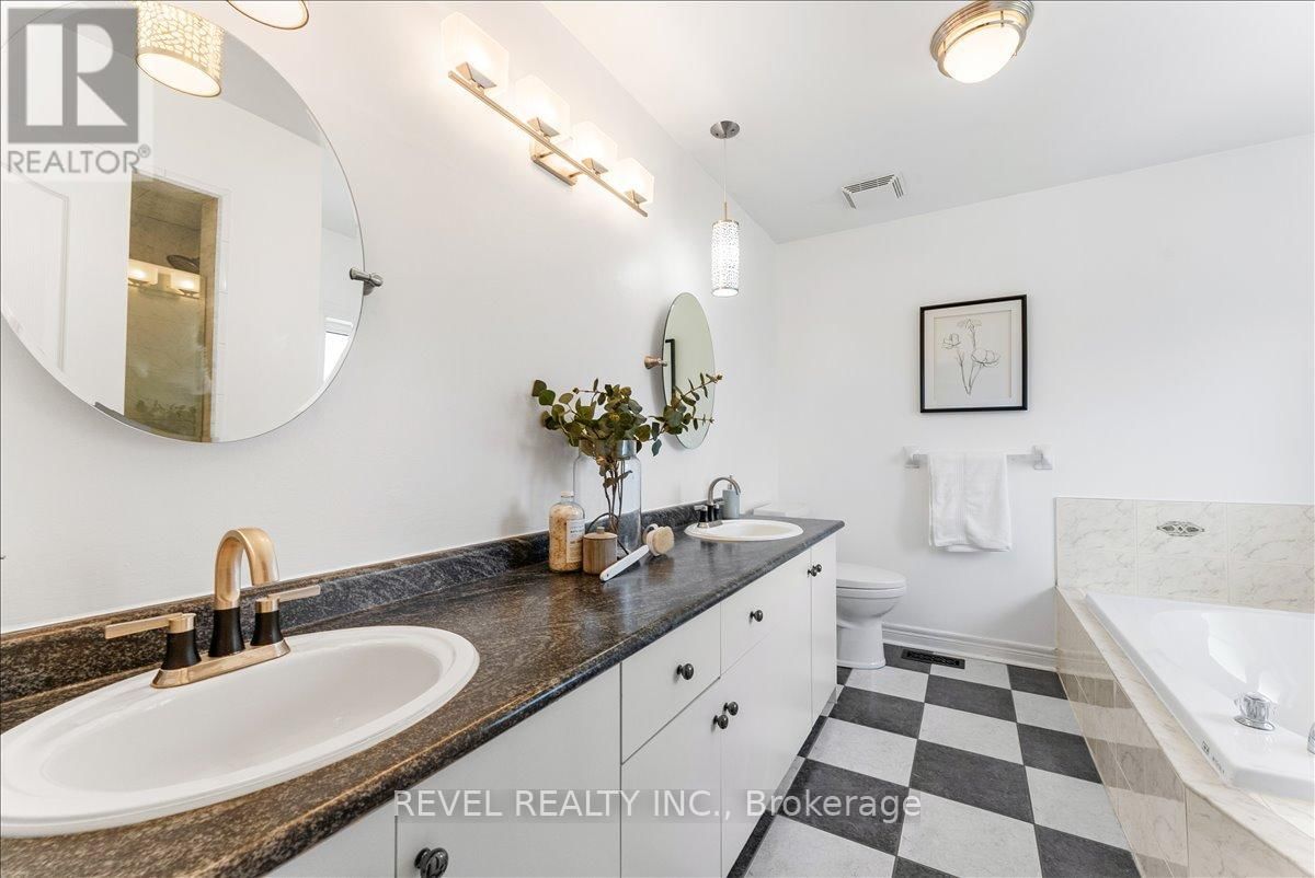 30 LINDERWOOD DRIVE Image 21