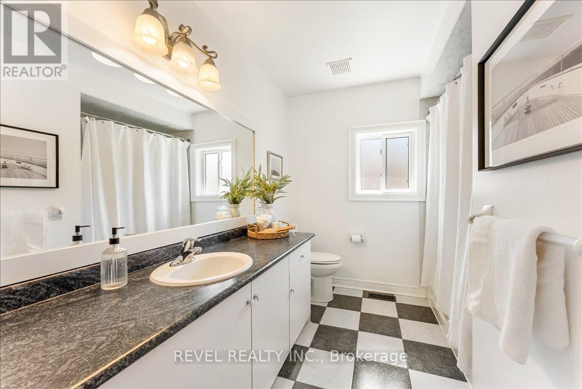 30 LINDERWOOD DRIVE Image 26