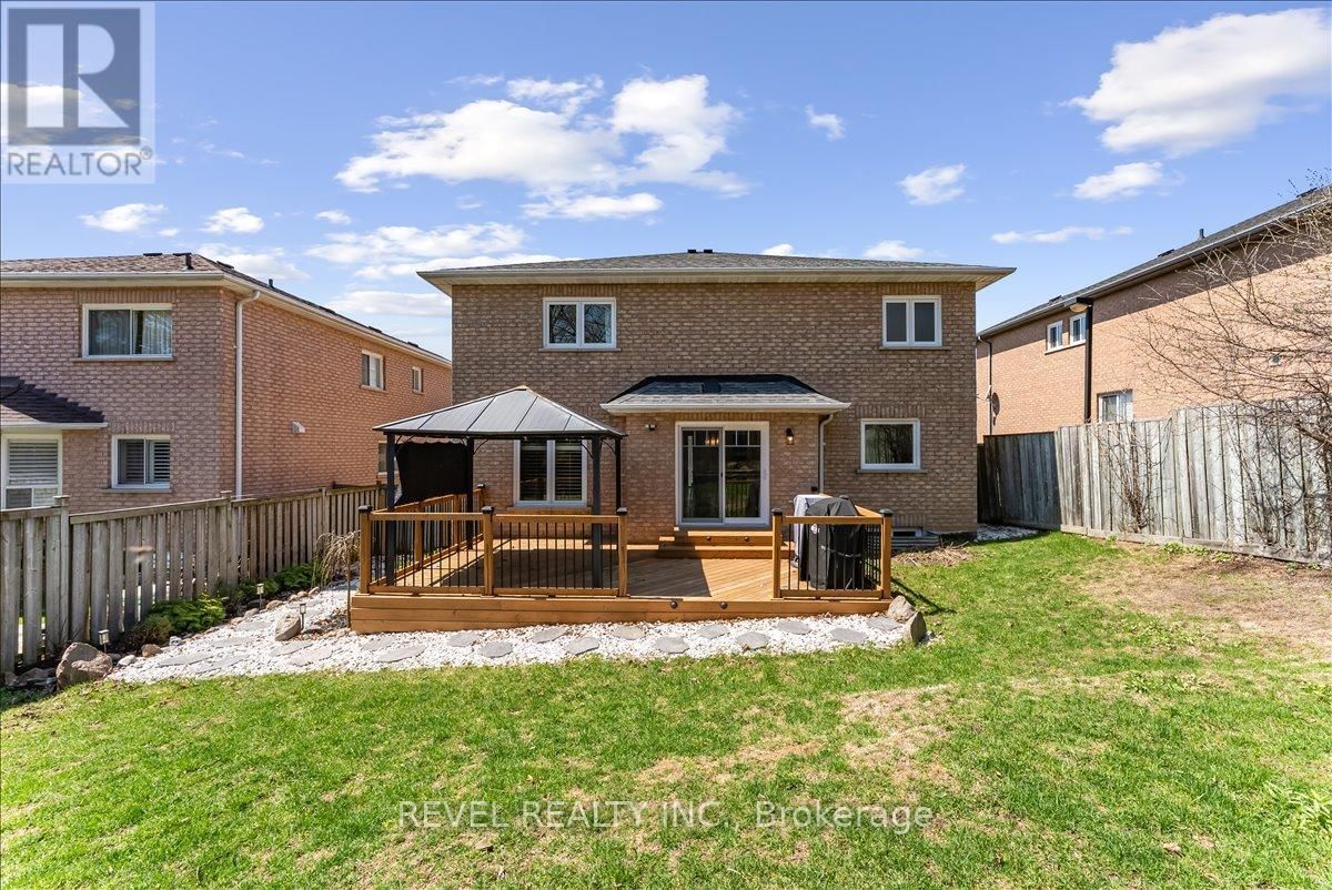 30 LINDERWOOD DRIVE Image 39