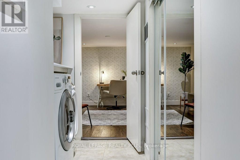 55 RHODES AVENUE Image 28