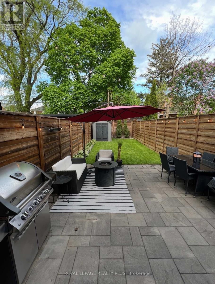 55 RHODES AVENUE Image 33