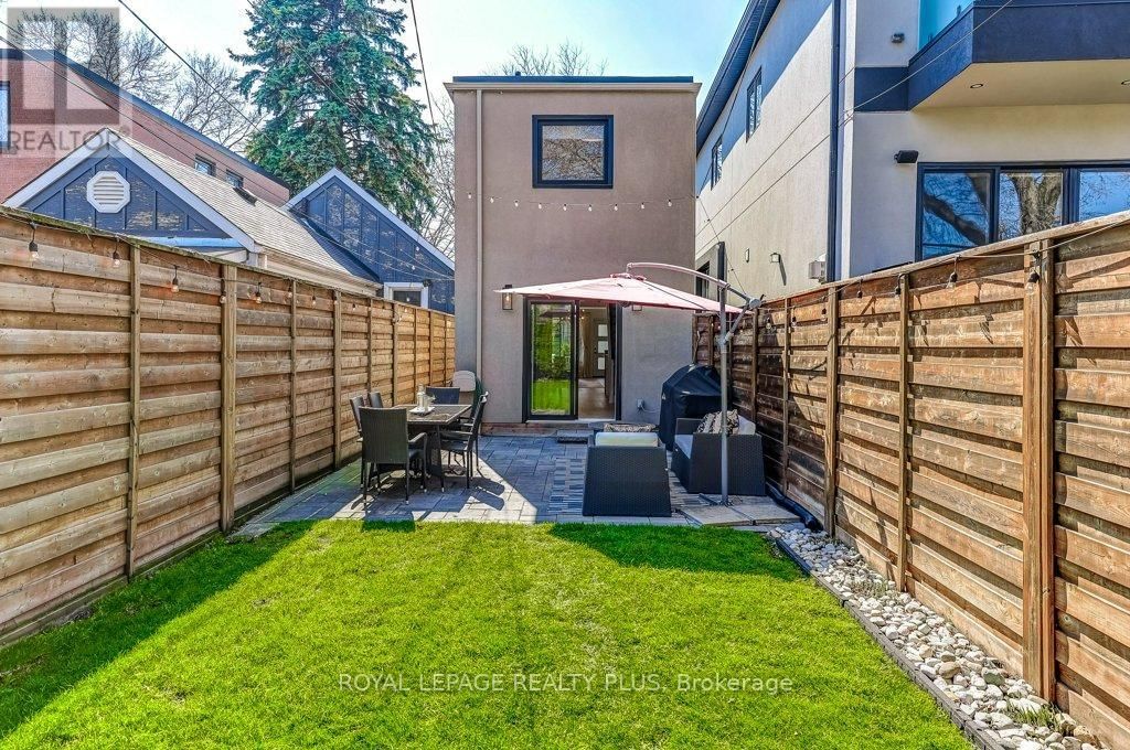 55 RHODES AVENUE Image 36