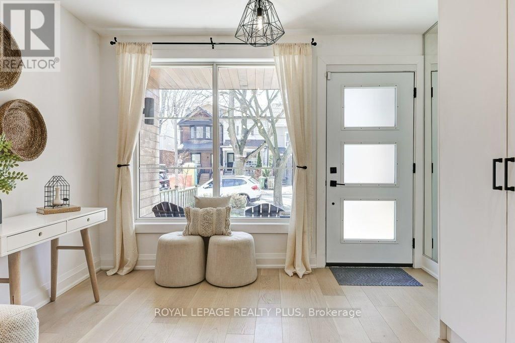 55 RHODES AVENUE Image 4