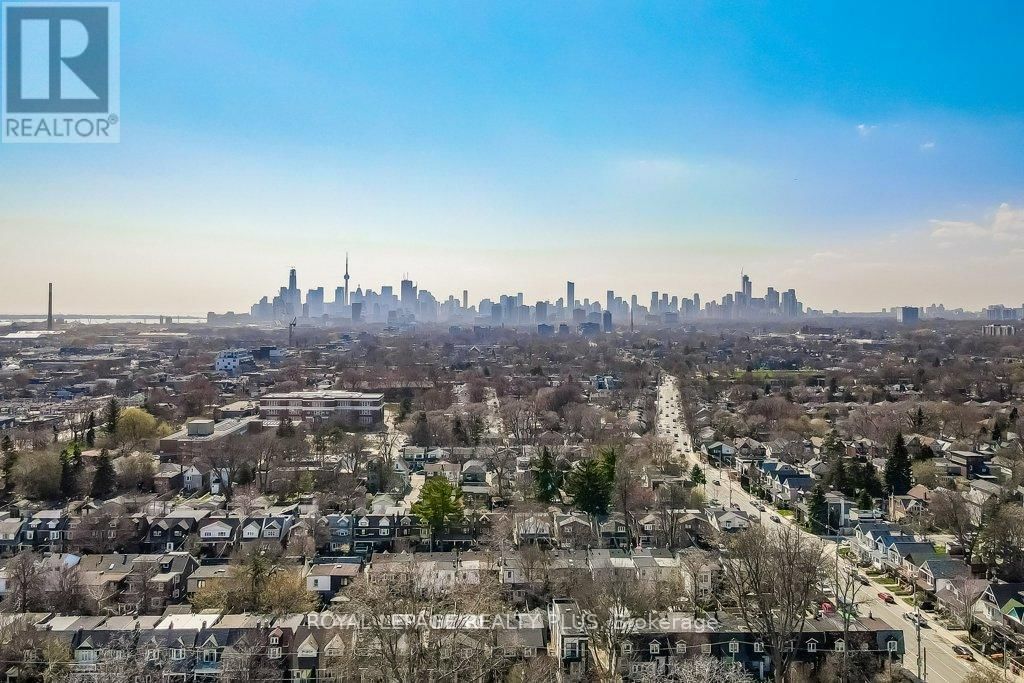 55 RHODES AVENUE Image 44